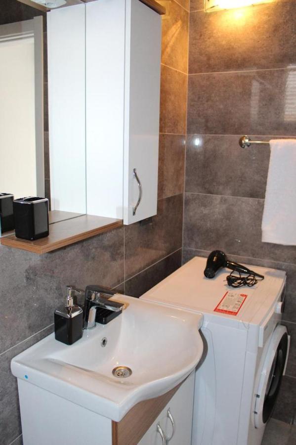 Riva Marina Apartment Kusadasi Bagian luar foto